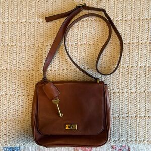 Fossil Memoir Novella Purse Turn Lock Closure Leather Crossbody Bag